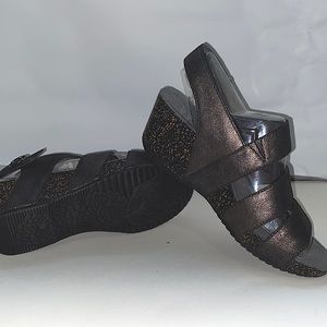 Dansko Stacey Graphite Metallic suede 38